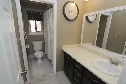 39605 Peters, Canton, MI 48187 photo 16