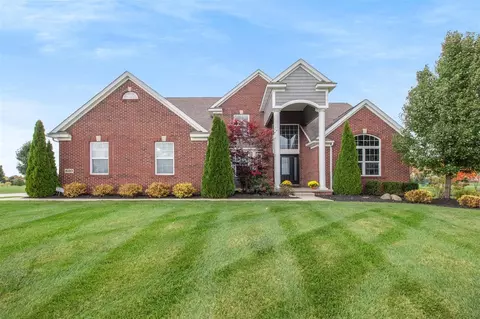 810 Silver Charm, Saline, MI 48176 photo 4