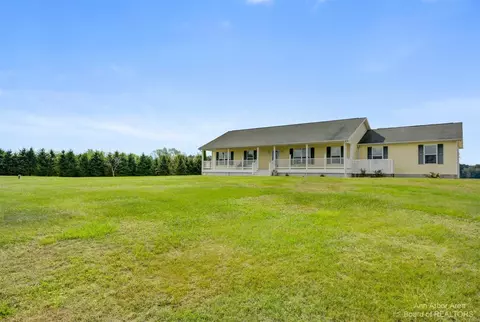 5782 Bradley, Gregory, MI 48137 photo 1