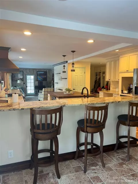 3575 Brighton, Howell, MI 48843 photo 8