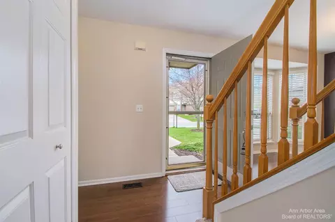 2173 Lone Wolf, Canton, MI 48188 photo 4