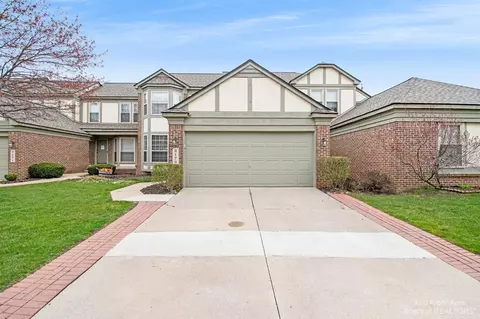 2173 Lone Wolf, Canton, MI 48188 photo 1