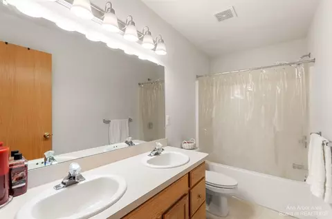 6992 Wellington, Dexter, MI 48130 photo 27