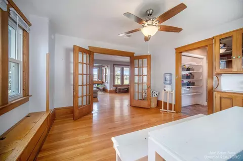 724 Jasper, Jackson, MI 49203 photo 10