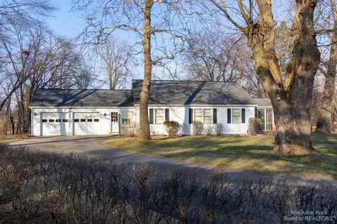 9350 N N Riv, Tecumseh, MI 49286