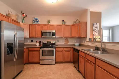 47676 Ormskirk, Canton, MI 48188 photo 13
