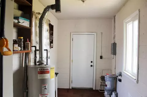 26871 Syracuse, Warren, MI 48091 photo 7