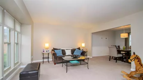 46351 Bartlett, Canton, MI 48187 photo 11