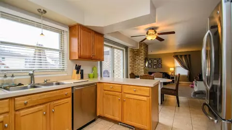 46351 Bartlett, Canton, MI 48187 photo 17