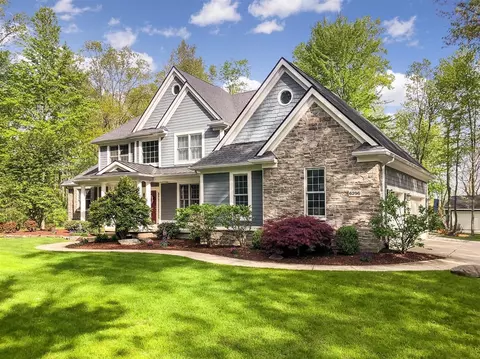 6296 Cobblestone, Dexter, MI 48130 photo 3