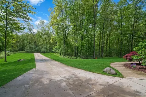 6296 Cobblestone, Dexter, MI 48130 photo 4
