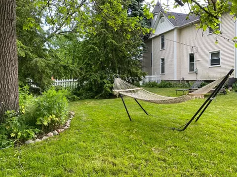 96 E Columbia, Belleville, MI 48111 photo 40