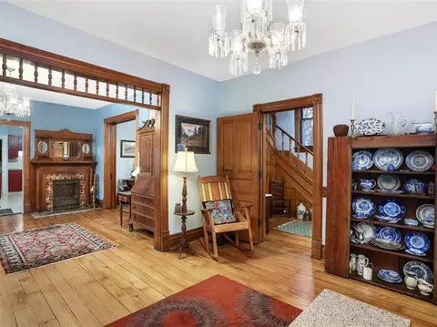 96 E Columbia, Belleville, MI 48111 photo 9