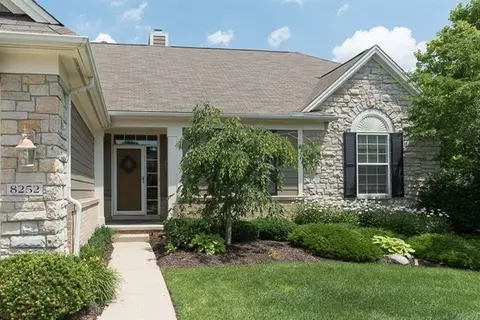 8252 New Hvn, Canton, MI 48187 photo 1