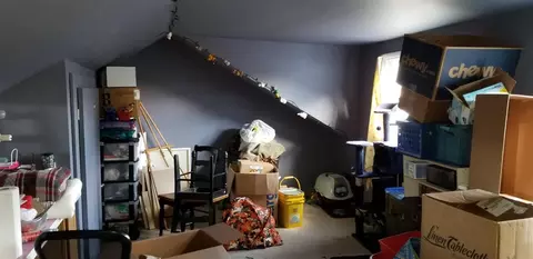 108 Burton, Clinton, MI 49236 photo 32