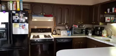 108 Burton, Clinton, MI 49236 photo 4