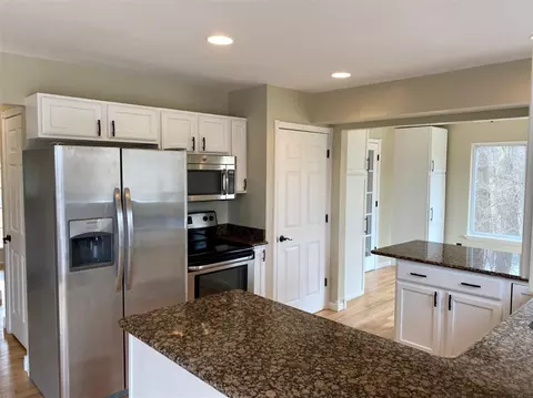 1248 W David Kempf, Saline, MI 48176 photo 7