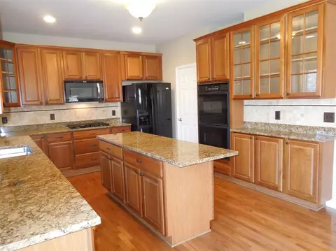 8998 Sydney, Saline, MI 48176 photo 6
