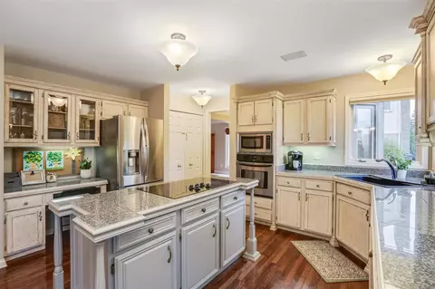 6908 Kings Ml, Canton, MI 48187 photo 7