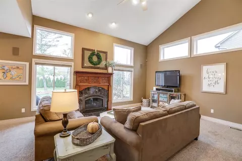 6908 Kings Ml, Canton, MI 48187 photo 11