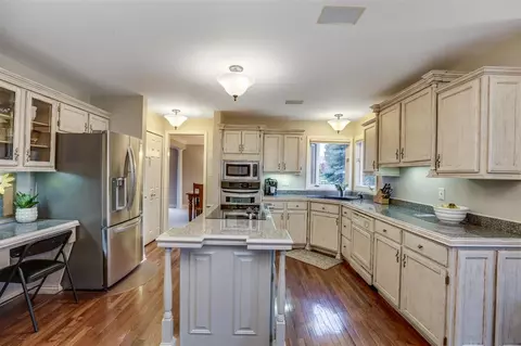 6908 Kings Ml, Canton, MI 48187 photo 6