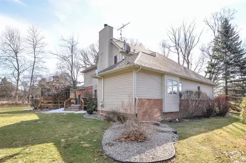 8455 S Ridge Dr, Howell, MI 48843 photo 61