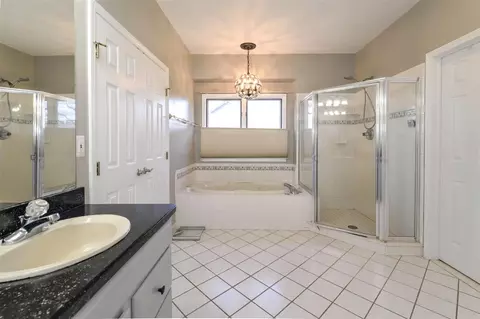 8455 S Ridge Dr, Howell, MI 48843 photo 35