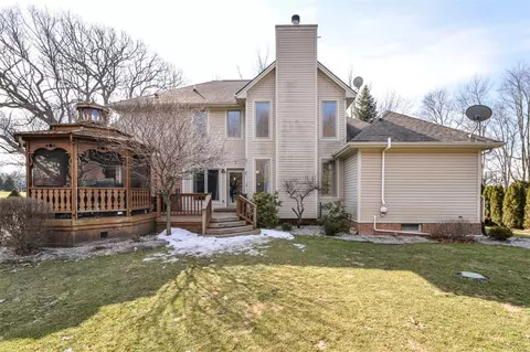 8455 S Ridge Dr, Howell, MI 48843 photo 56