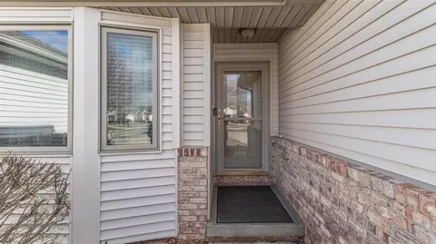 434 Cottonwood, Saline, MI 48176 photo 2