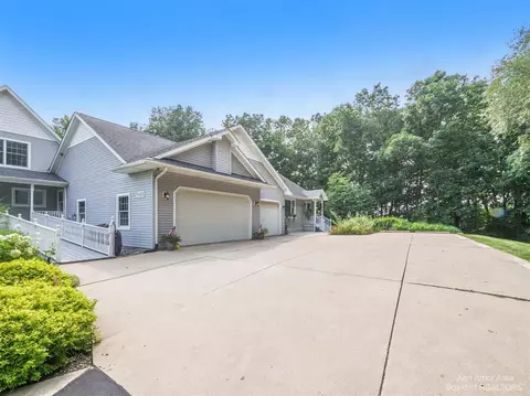 9680 Woodbend, Saline, MI 48176 photo 7