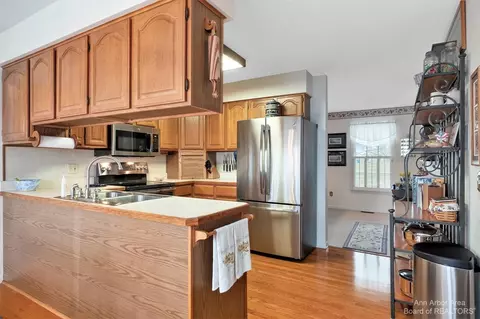 2176 Mccormick, Saline, MI 48176 photo 17