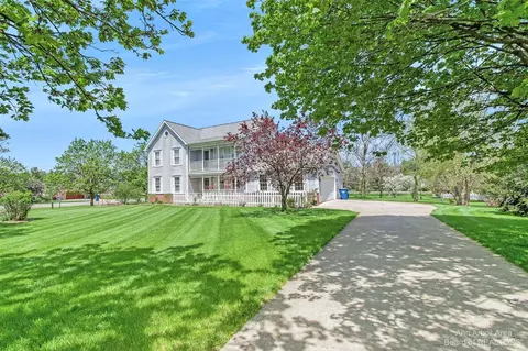 2176 Mccormick, Saline, MI 48176 photo 3