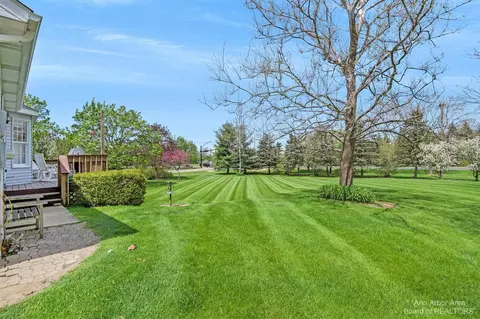 2176 Mccormick, Saline, MI 48176 photo 31