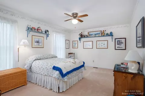 2176 Mccormick, Saline, MI 48176 photo 28