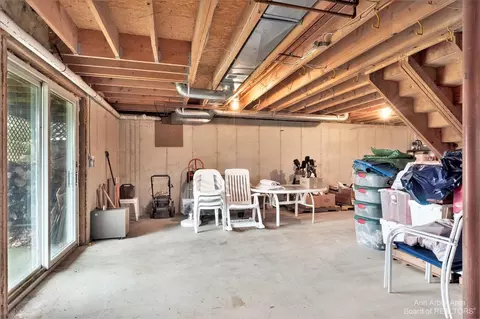 2176 Mccormick, Saline, MI 48176 photo 30