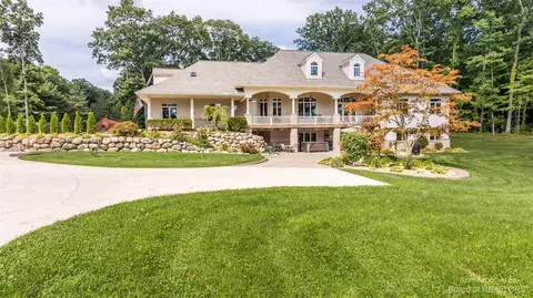 9835 Whisperwood, Brighton, MI 48116