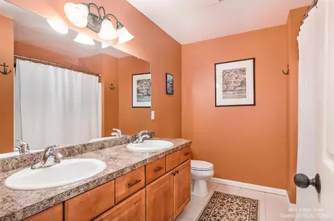 340 Pembroke, Saline, MI 48176 photo 25