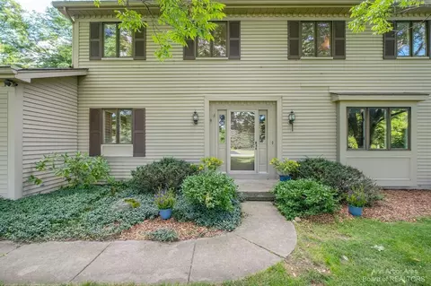 765 Sciomeadow, Ann Arbor, MI 48103 photo 3