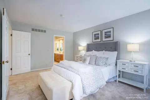 765 Sciomeadow, Ann Arbor, MI 48103 photo 32