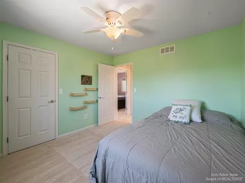 1346 N Hidden Crk, Saline, MI 48176 photo 31