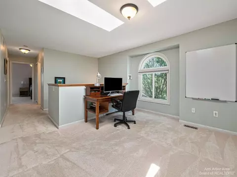 1346 N Hidden Crk, Saline, MI 48176 photo 25