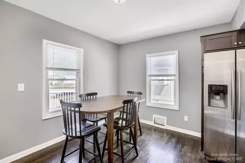 29415 Van Riper, Flat Rock, MI 48134 photo 9