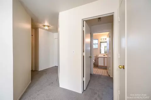 2205 S Huron #4, Ann Arbor, MI 48104 photo 16