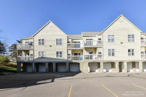2205 S Huron #4, Ann Arbor, MI 48104 photo 3