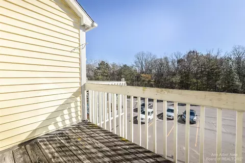 2205 S Huron #4, Ann Arbor, MI 48104 photo 11