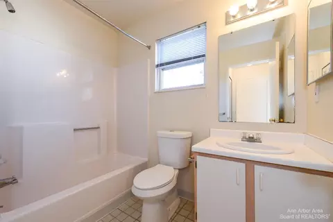 2205 S Huron #4, Ann Arbor, MI 48104 photo 21