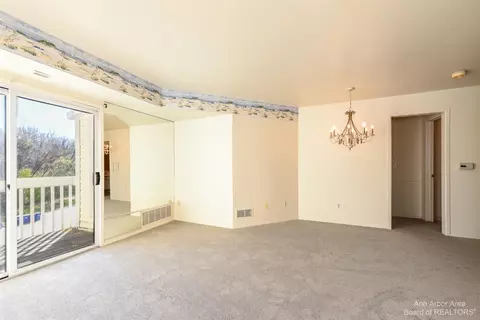 2205 S Huron #4, Ann Arbor, MI 48104 photo 9