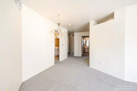 2205 S Huron #4, Ann Arbor, MI 48104 photo 22