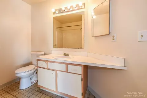 2205 S Huron #4, Ann Arbor, MI 48104 photo 26