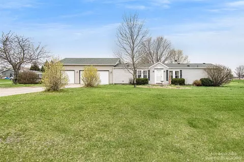 18230 Berkshire, Gregory, MI 48137 photo 13